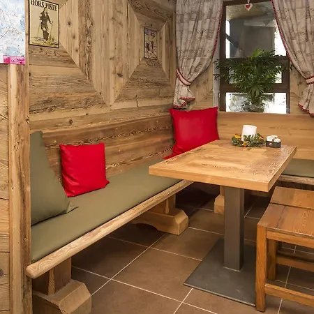 Hotel Clotes 3*