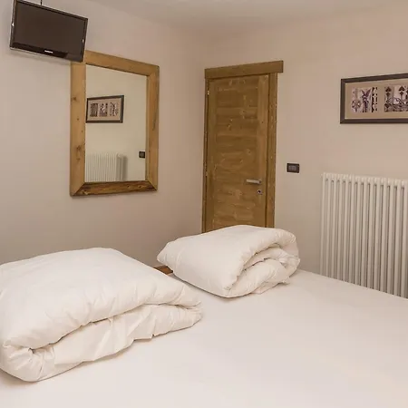 Clotes Hotel Sauze D'Oulx